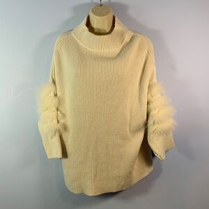 Womens white wool blend slub oversized knit angora trimmed sleeves